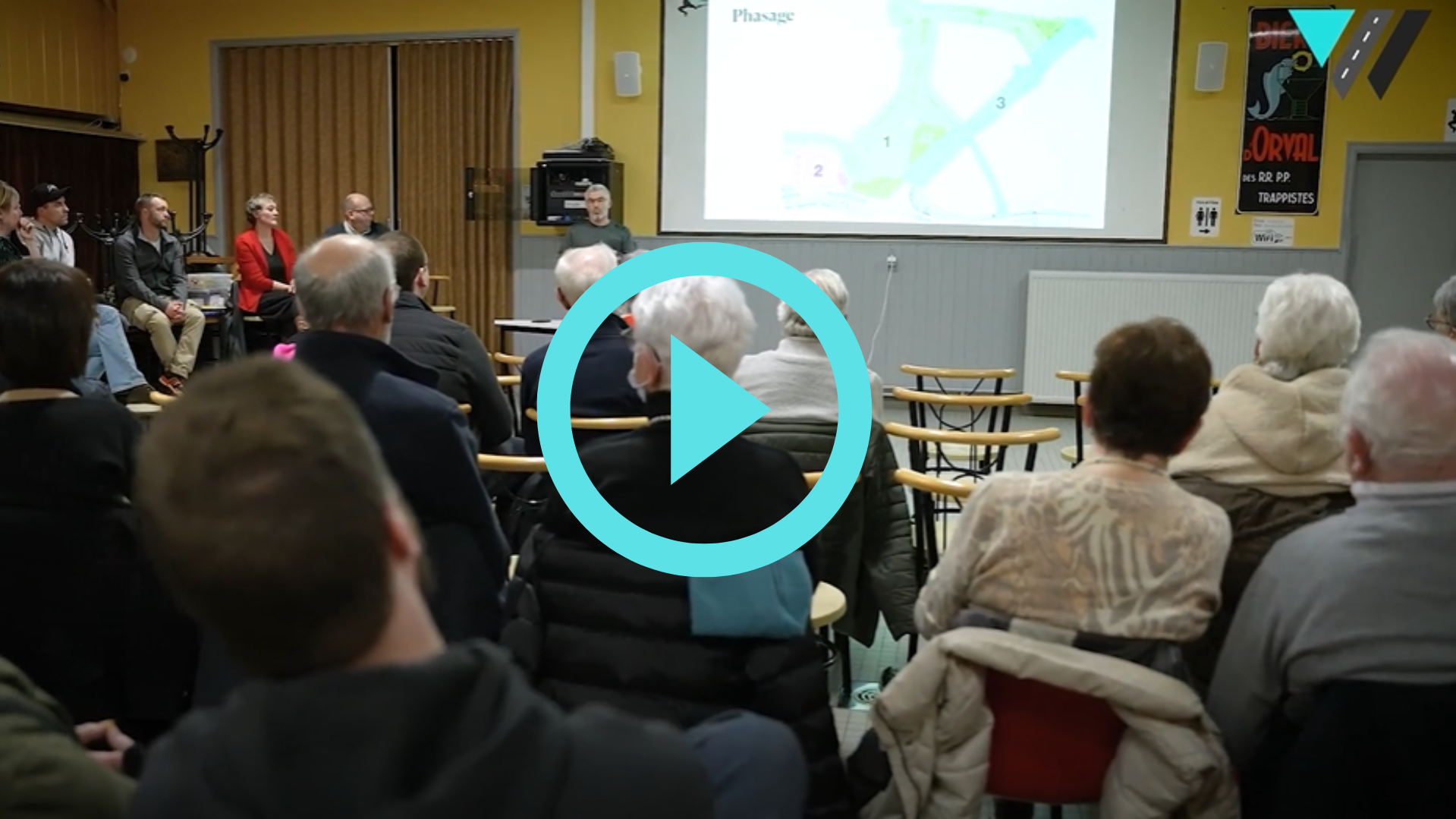 Photo de la séance publique d'information organisée par la commune de Florenville